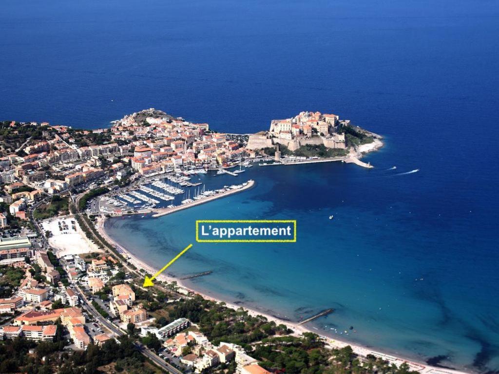 Ou La & La A Vos Pieds Calvi *